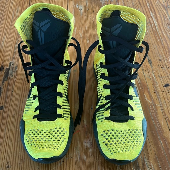 Nike Kobe 10 Elite “Opening Night” Sneaker - Picture 2 of 5